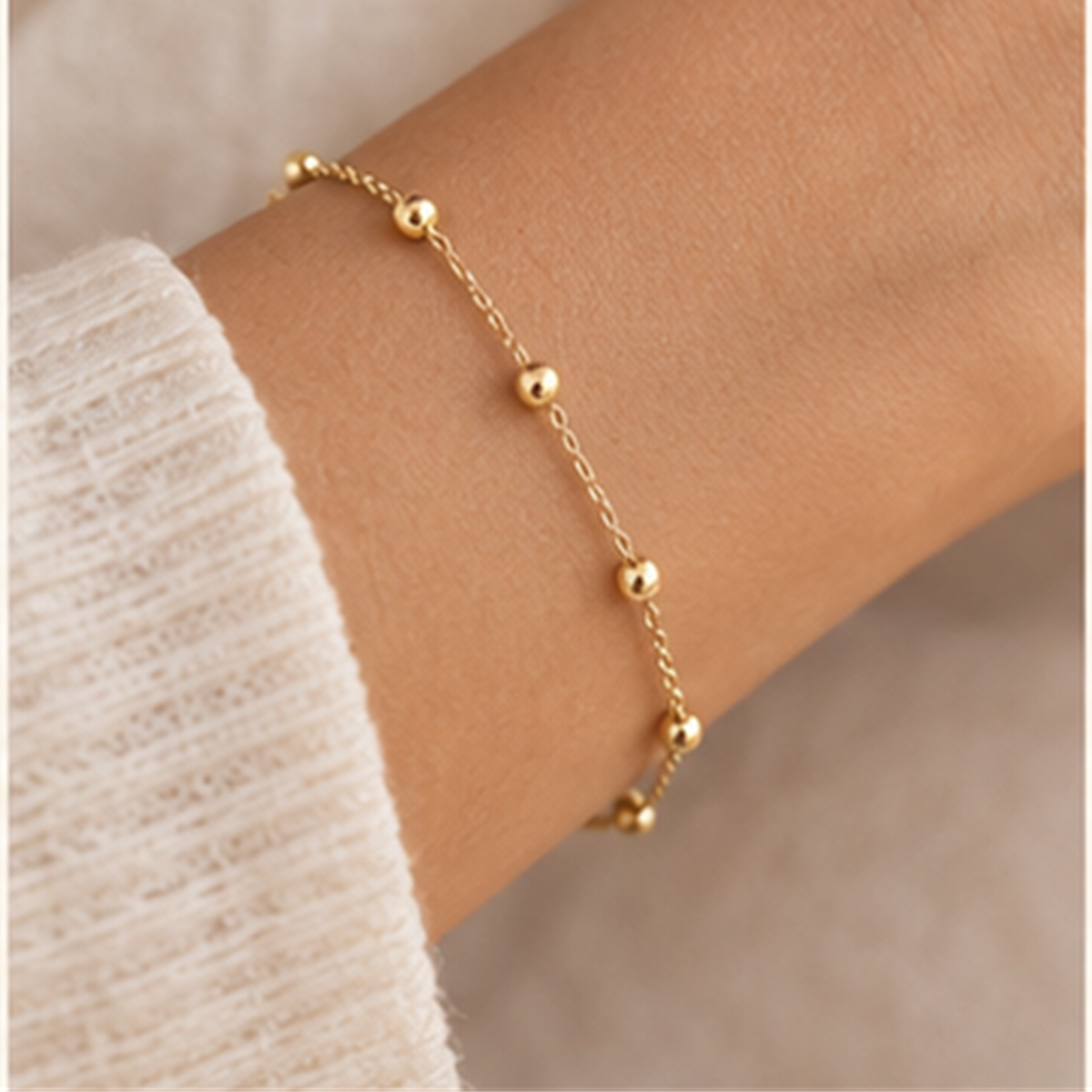Beaded Chain Bracelet in use