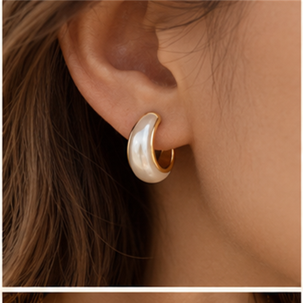 Pearl Arc Earrings in use